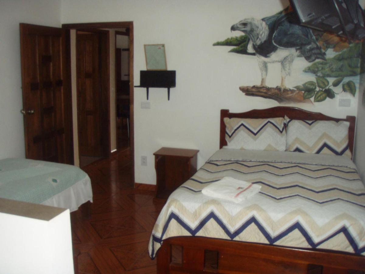 Hostal Limoncocha 테나 외부 사진