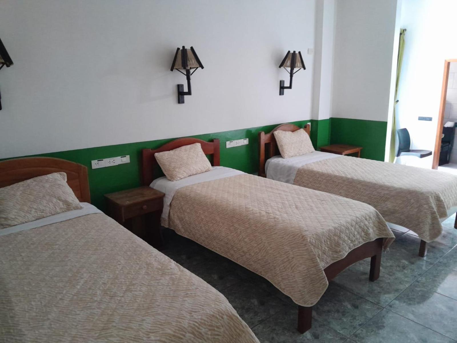 Hostal Limoncocha 테나 외부 사진